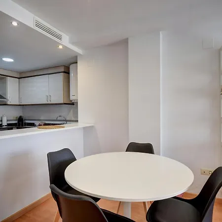 Malvarrosa Apartment *